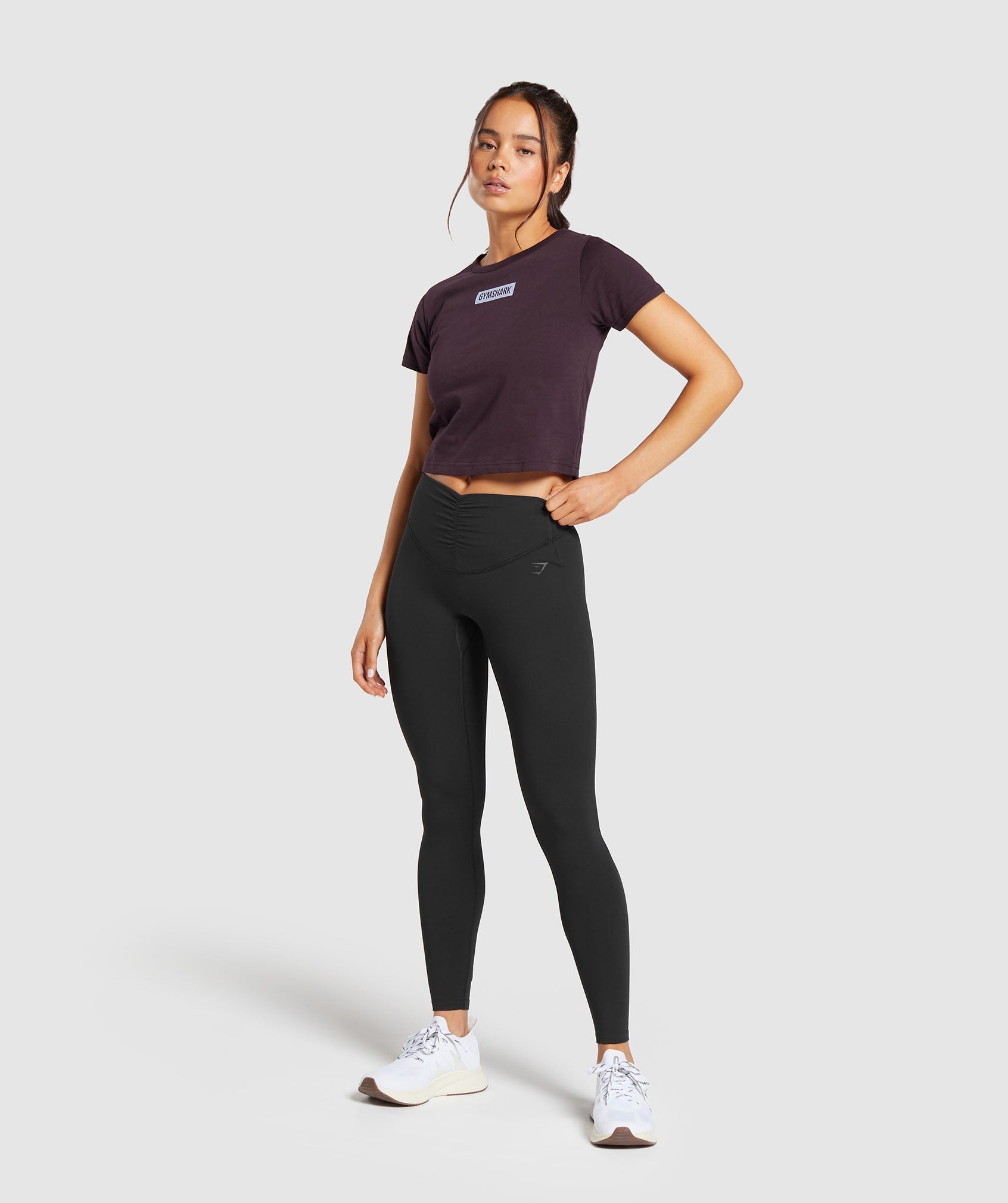 gymshark-block-crop-top-plum-brown-ss24