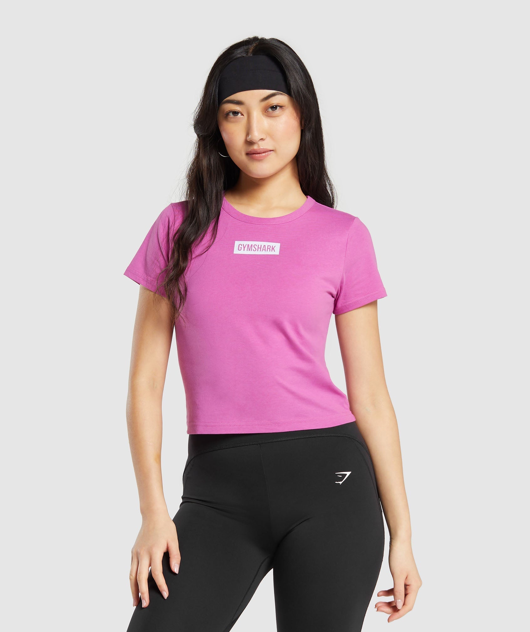 gymshark-block-crop-top-shelly-pink-ss24