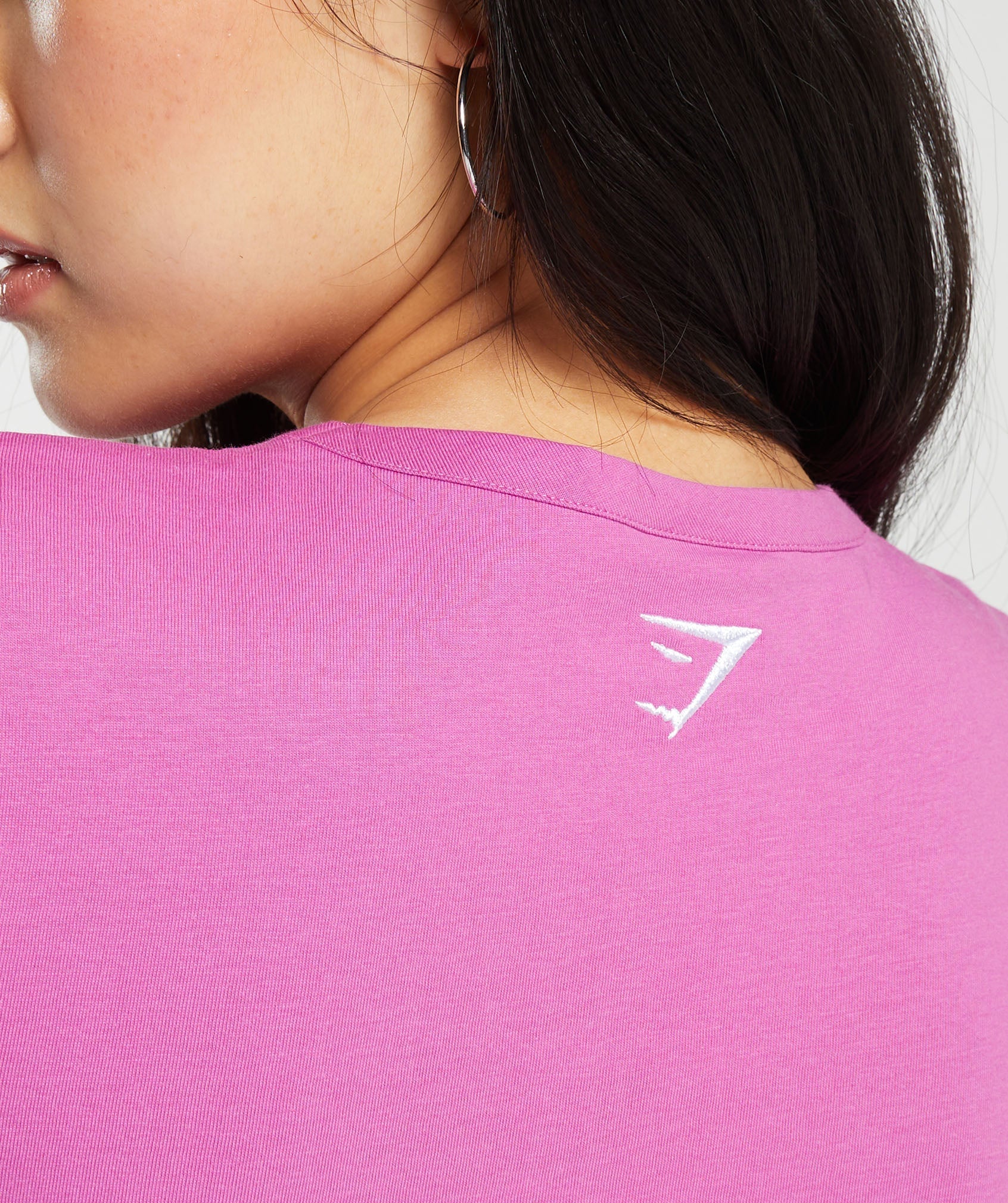 gymshark-block-crop-top-shelly-pink-ss24