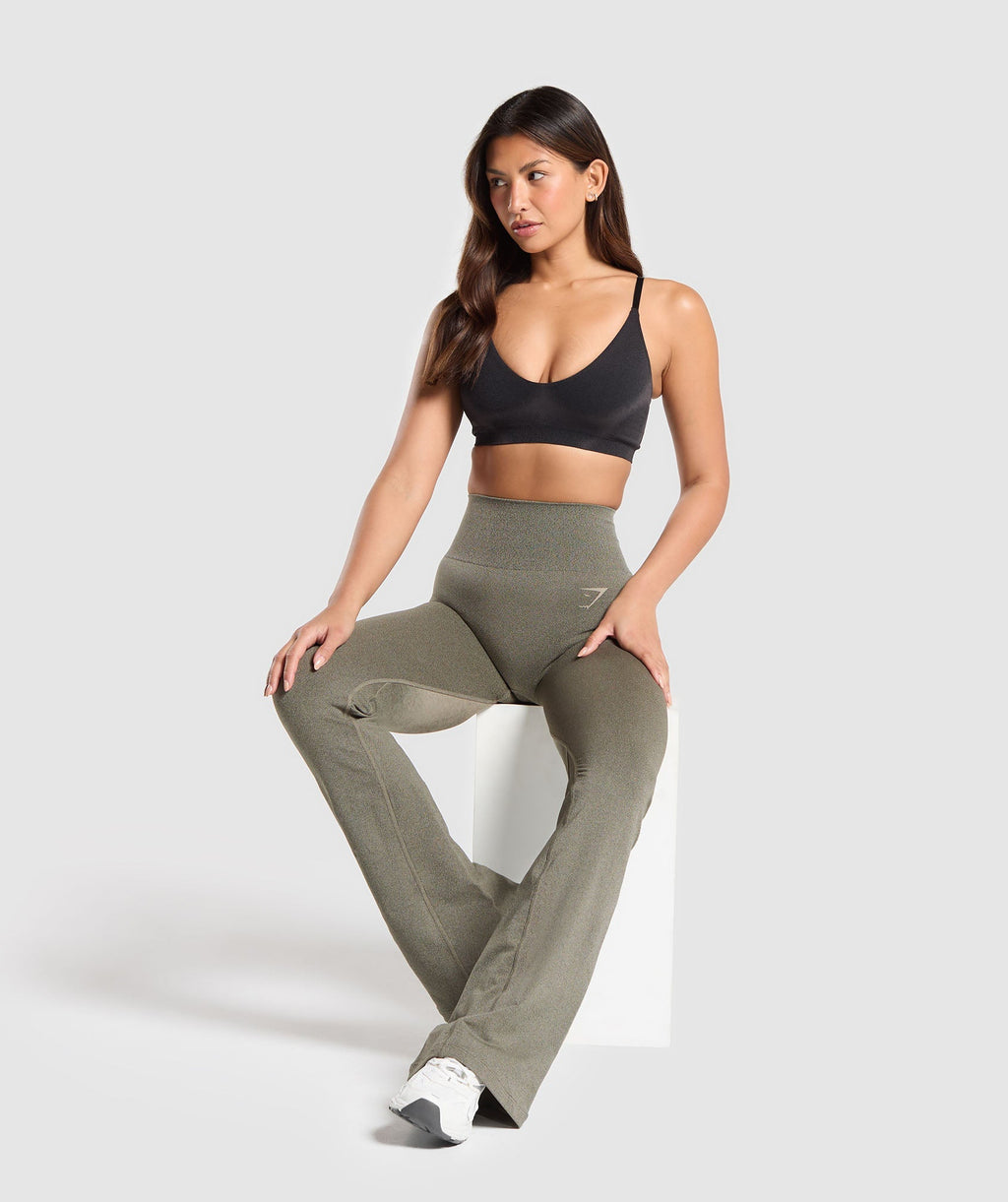 gymshark-blur-seamless-flared-leggings-base-green-chalk-green-ss24