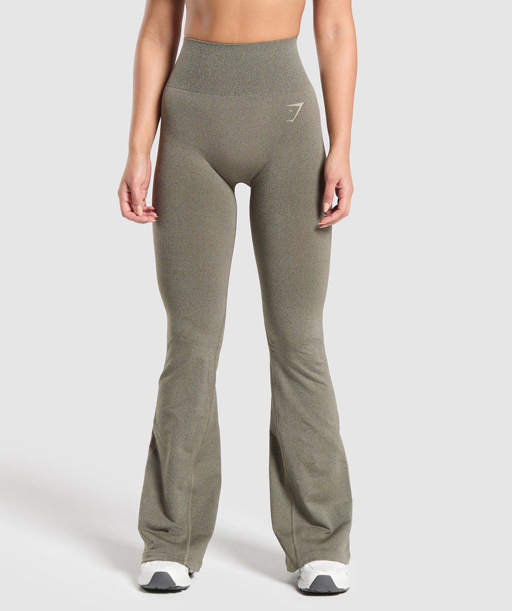 gymshark-blur-seamless-flared-leggings-base-green-chalk-green-ss24