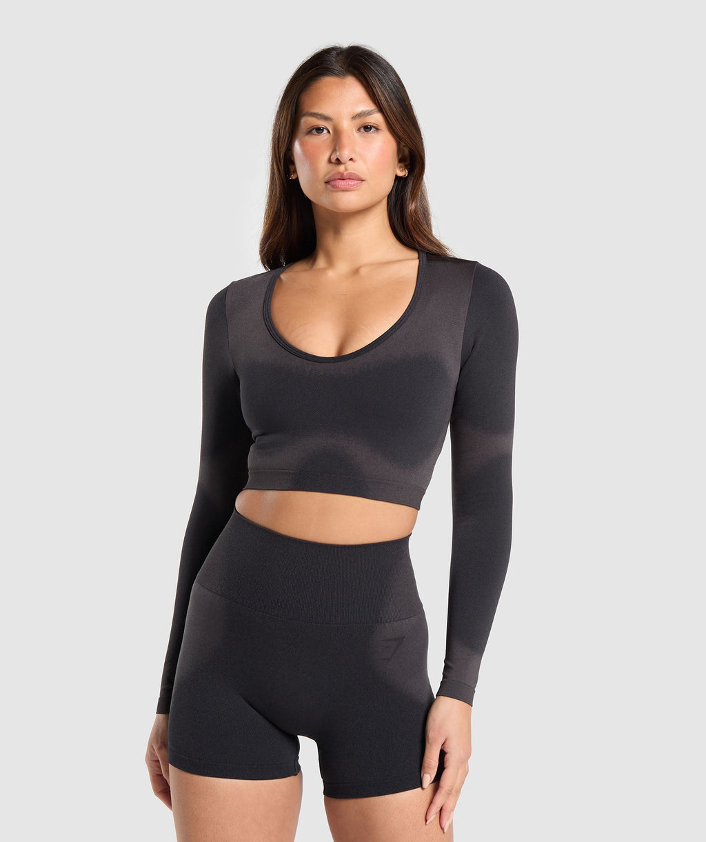 gymshark-blur-seamless-long-sleeve-crop-top-black-asphalt-grey-ss24