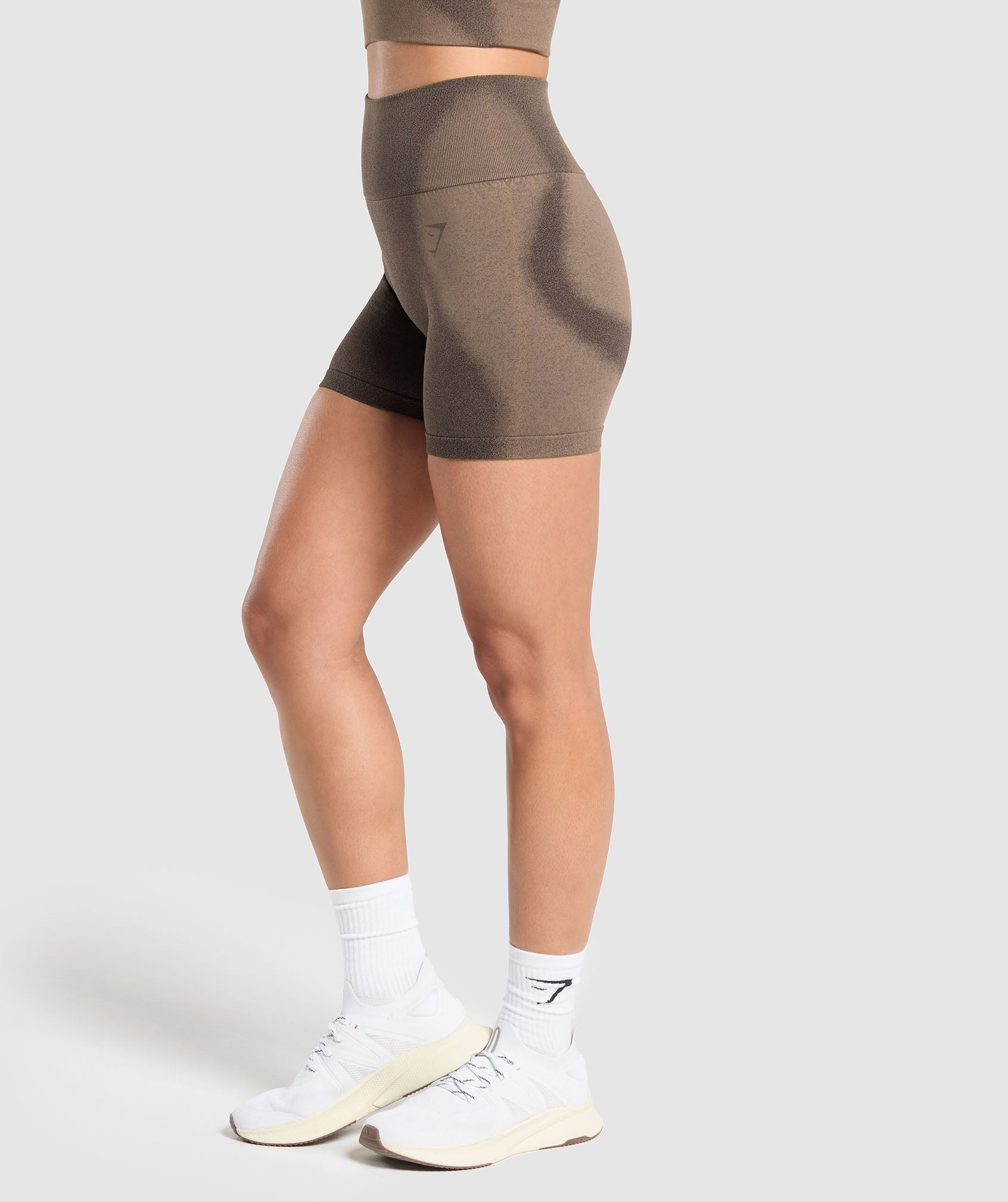 gymshark-blur-seamless-shorts-archive-brown-soul-brown-ss24
