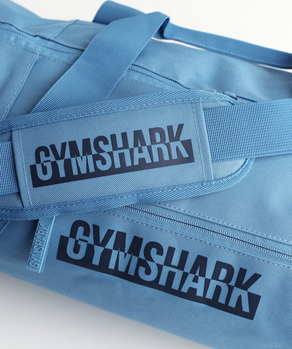 gymshark-bold-barrel-bag-coastal-blue-aw22