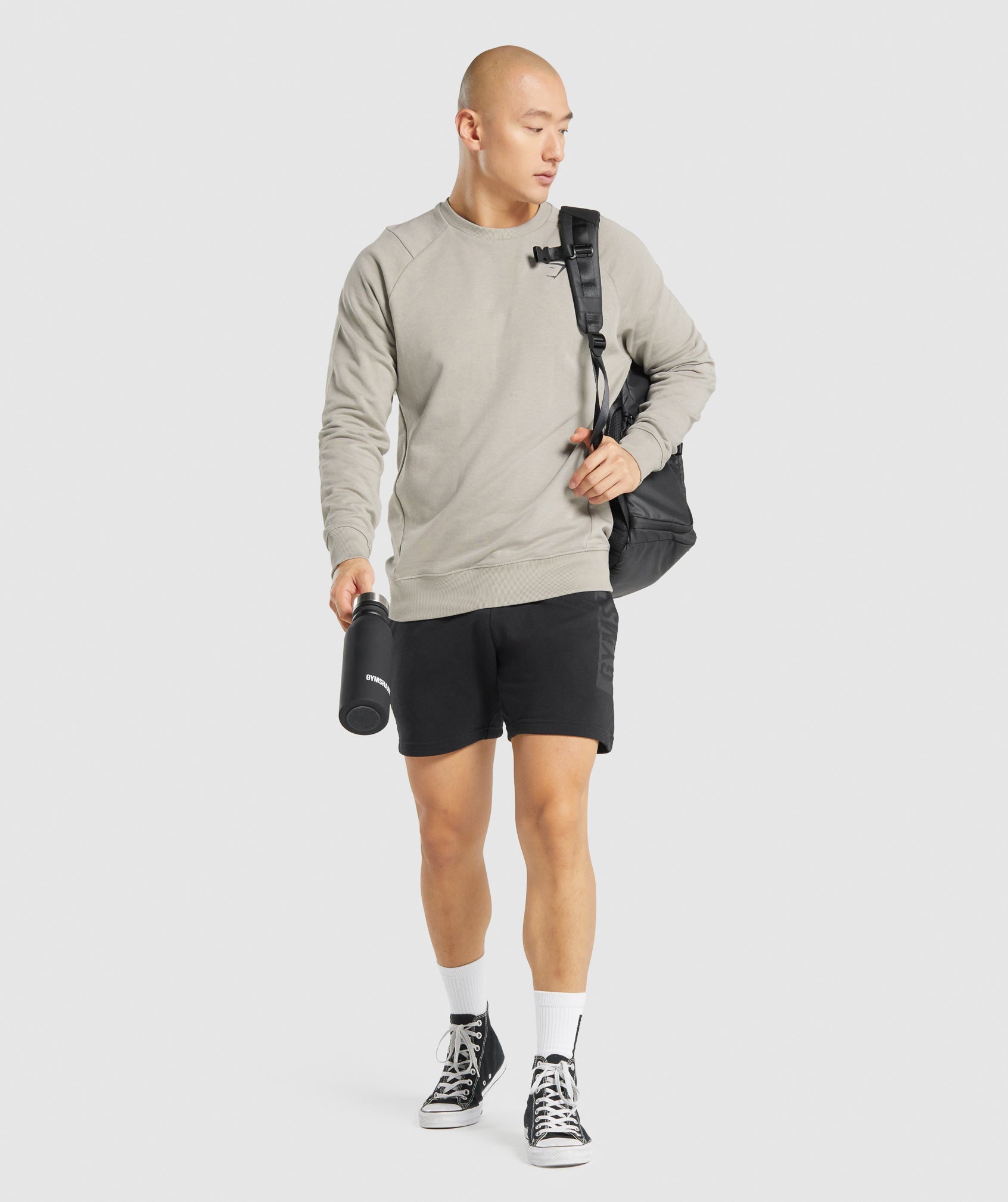 gymshark-bold-crew-grey-aw21