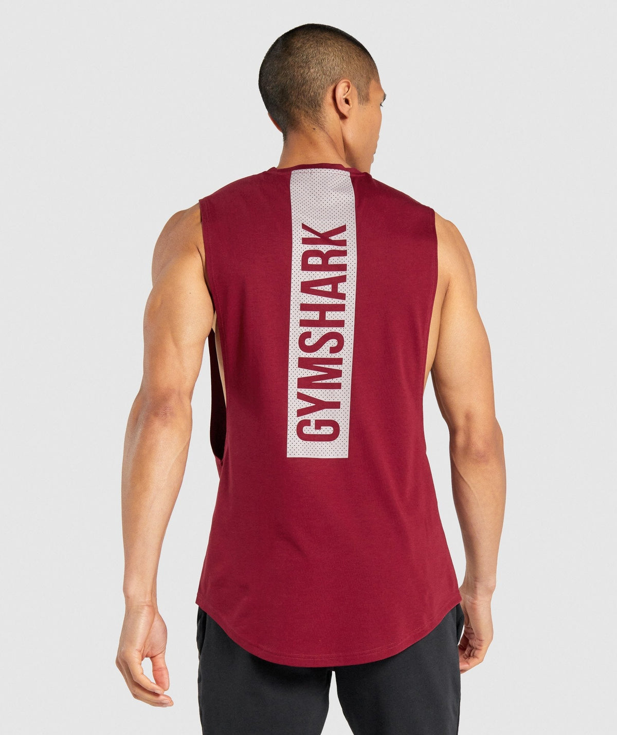 gymshark-bold-drop-arm-tank-burgundy-aw21