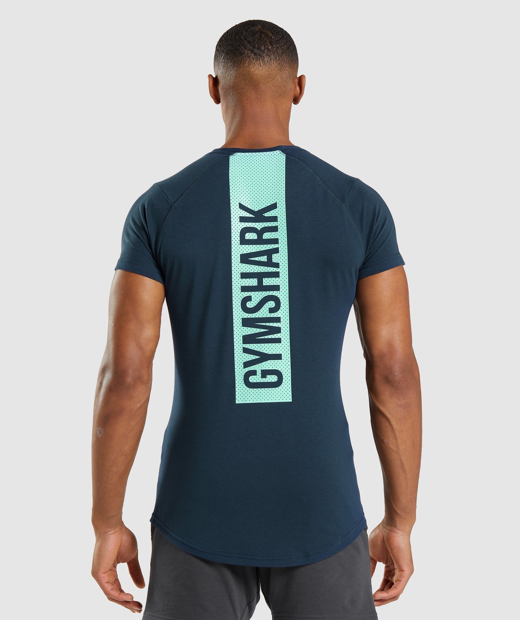 gymshark-bold-t-shirt-navy-ss22-1