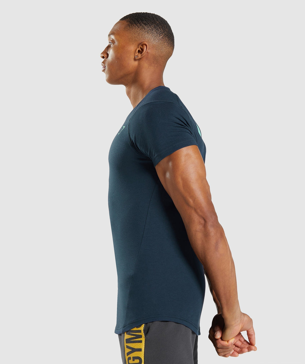 gymshark-bold-t-shirt-navy-ss22-1
