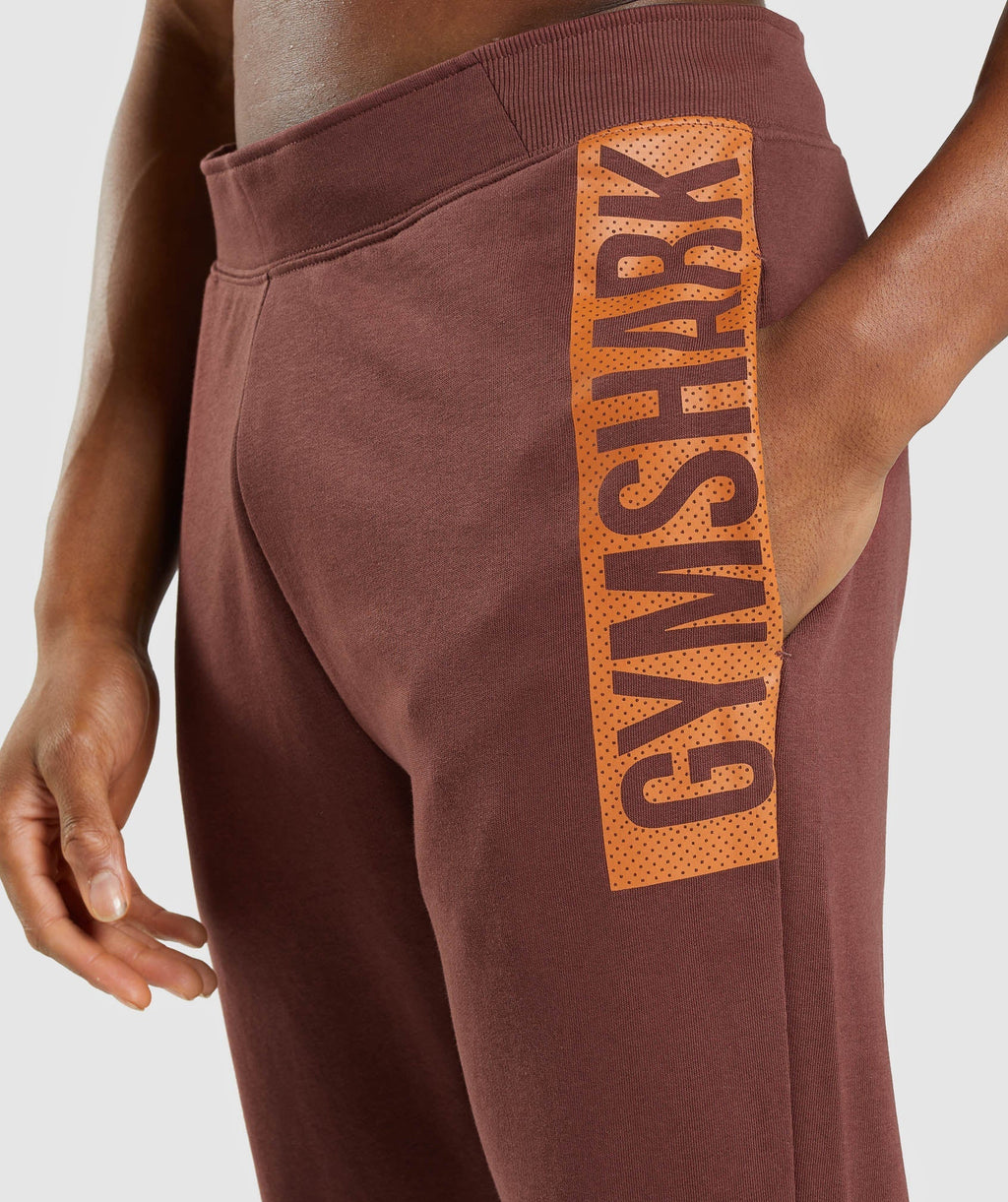 gymshark-bold-joggers-cherry-brown-ss22
