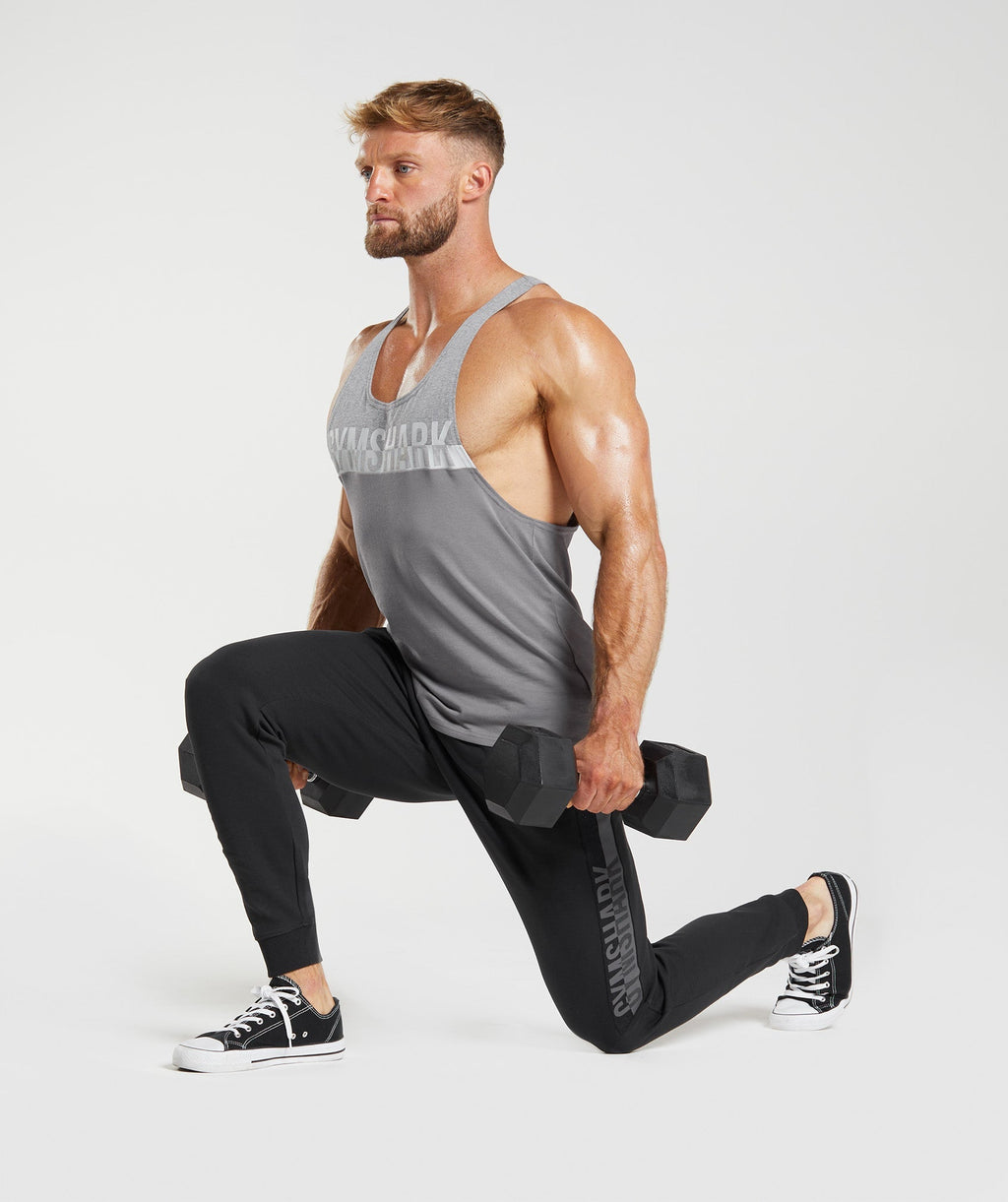 gymshark-bold-react-joggers-black-aw22