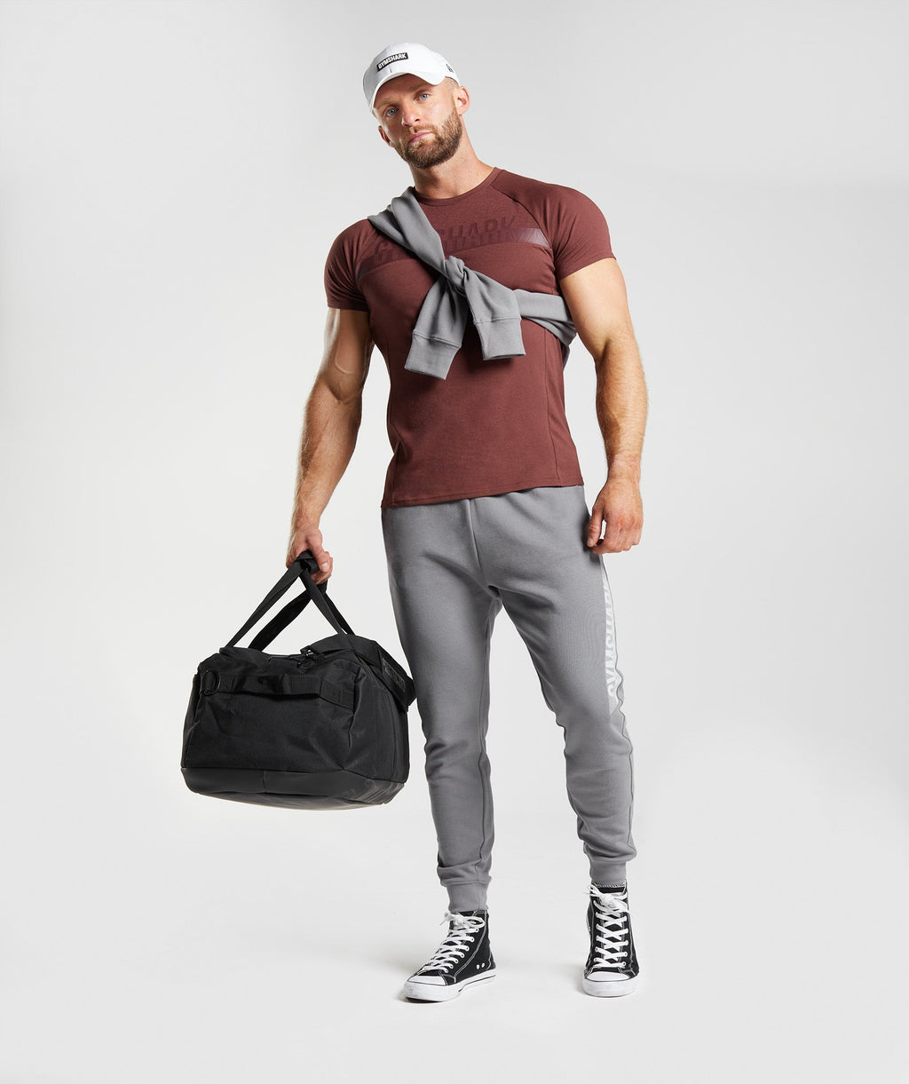 gymshark-bold-react-joggers-coin-grey-aw22