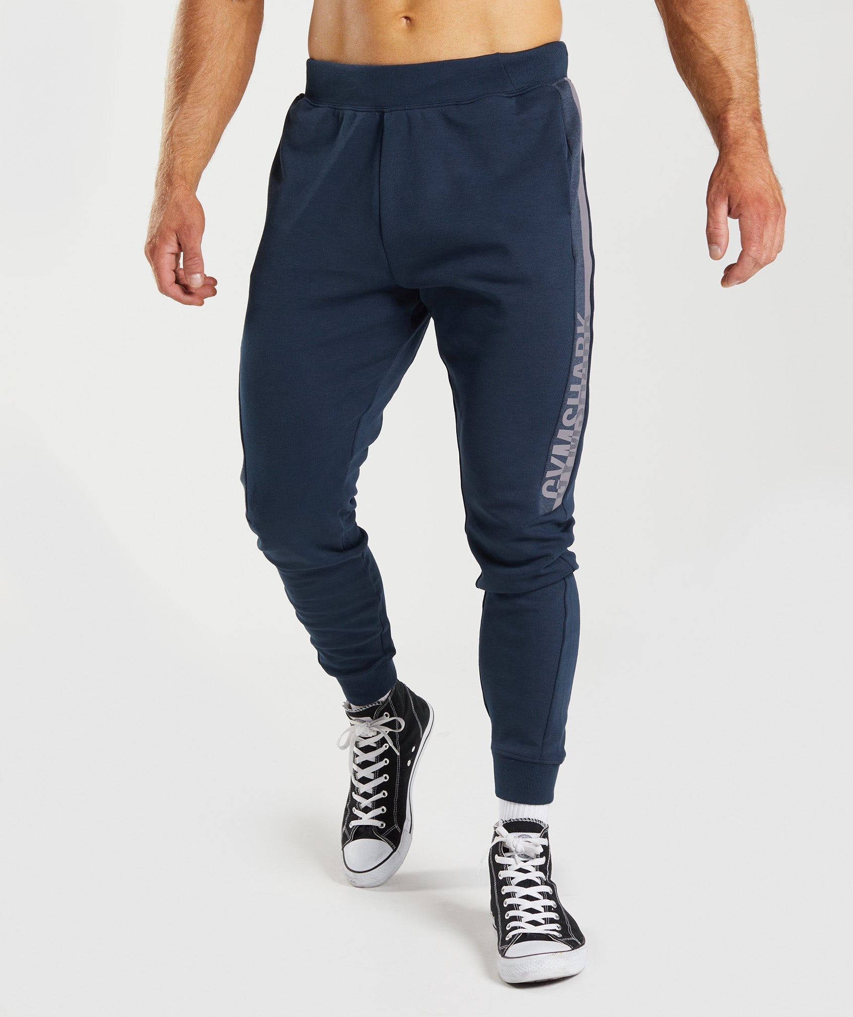 gymshark-bold-react-joggers-navy-aw22