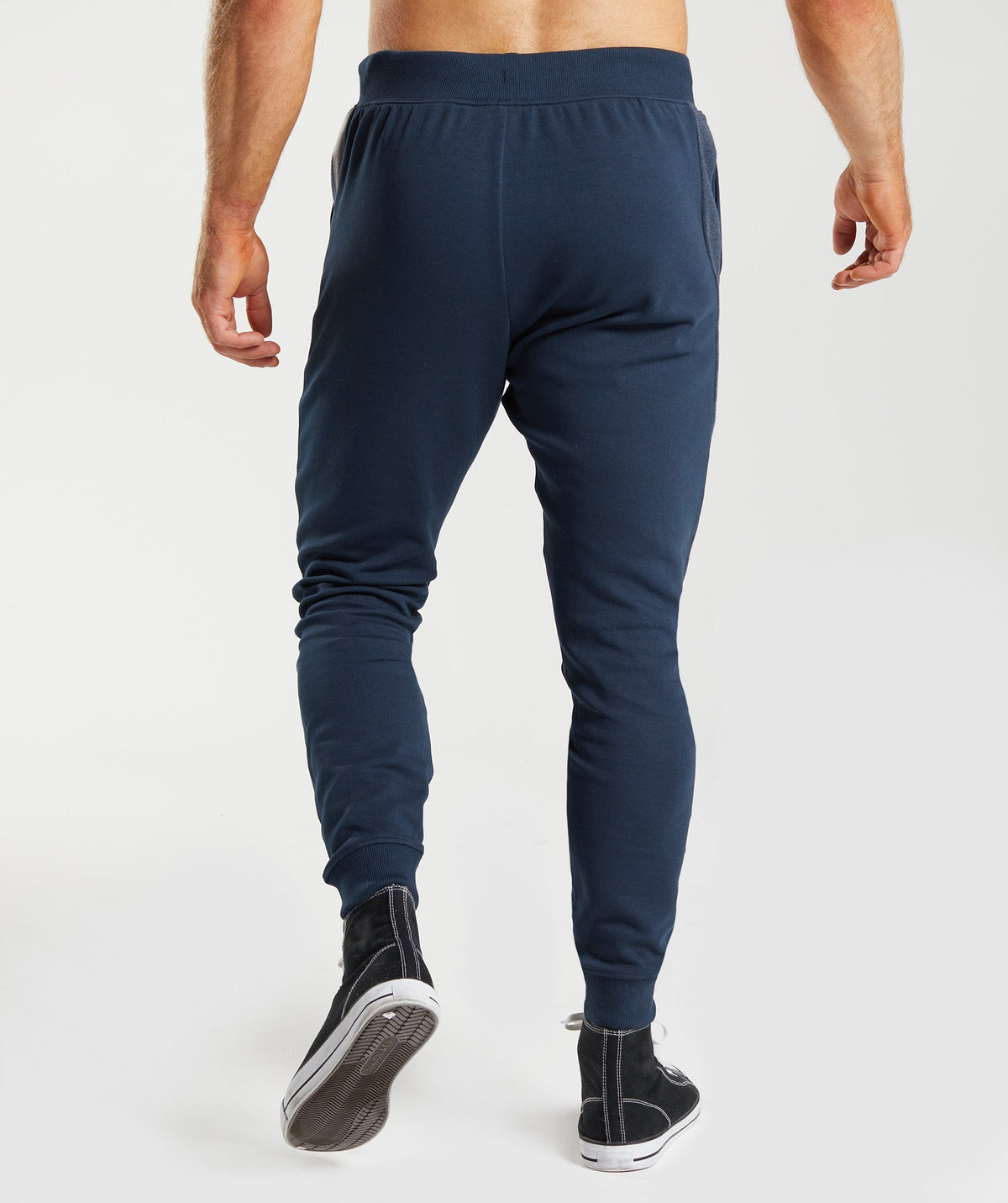 gymshark-bold-react-joggers-navy-aw22