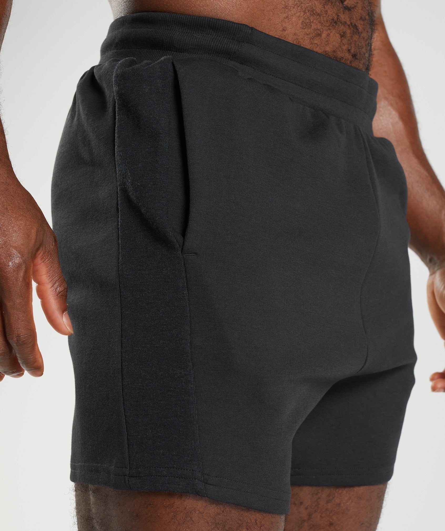 gymshark-bold-react-5-shorts-black-aw22