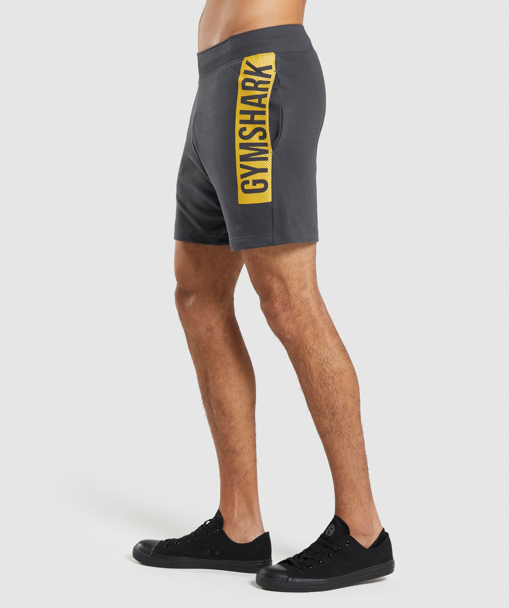 gymshark-bold-shorts-onyx-grey-ss22