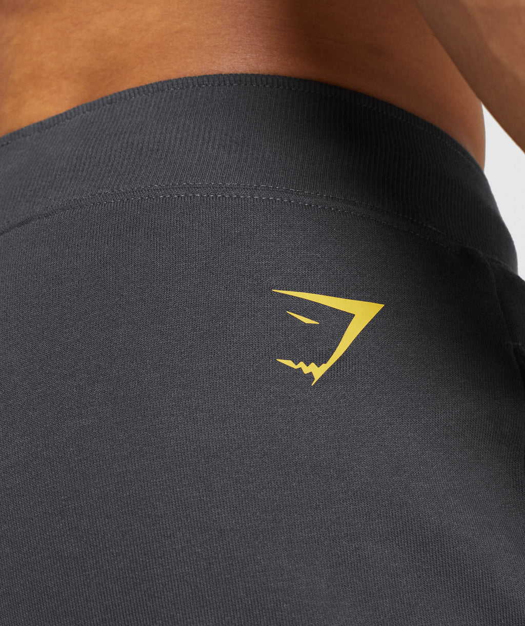 gymshark-bold-shorts-onyx-grey-ss22