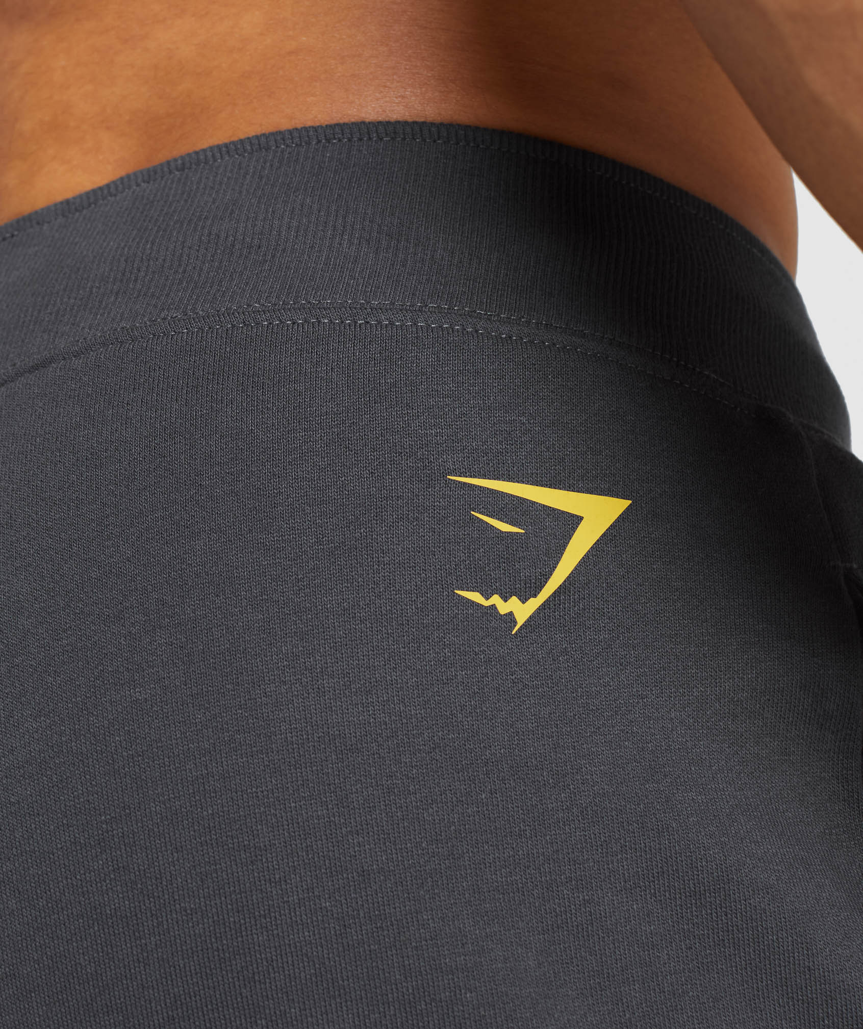 gymshark-bold-shorts-onyx-grey-ss22