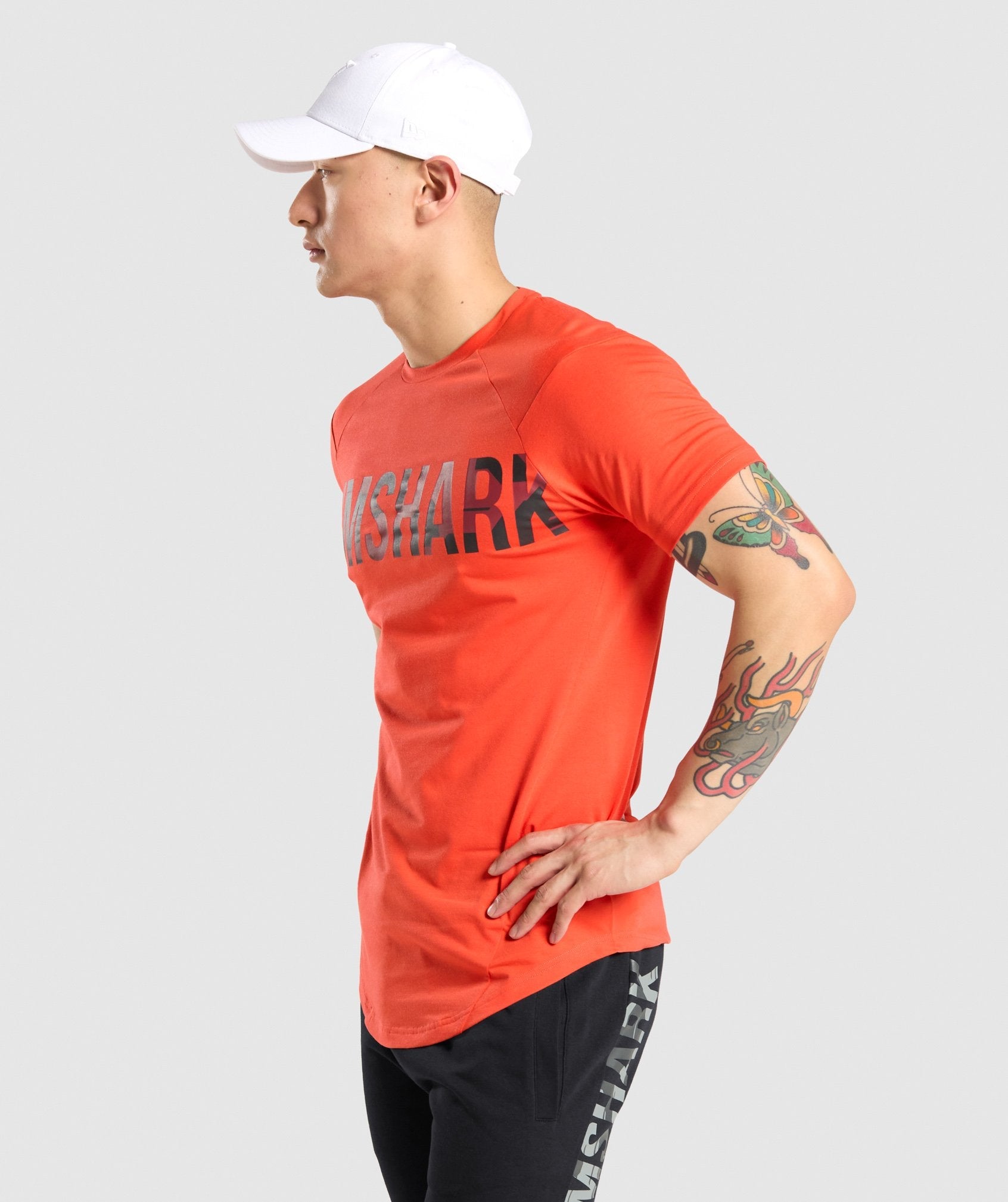 gymshark-bold-t-shirt-orange-camo