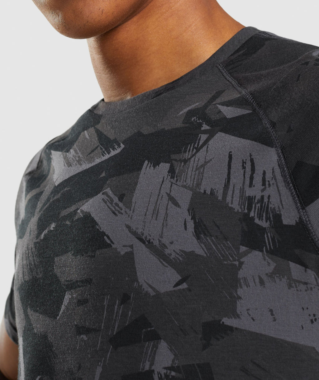 gymshark-bold-t-shirt-grey-print-ss22