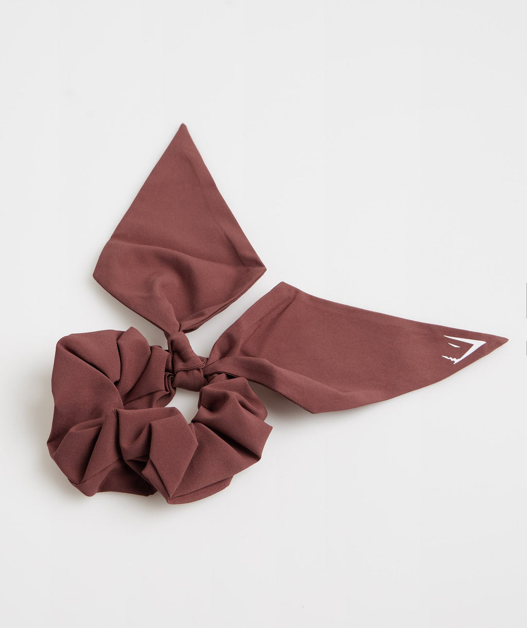 gymshark-bow-scrunchie-cherry-brown-aw22