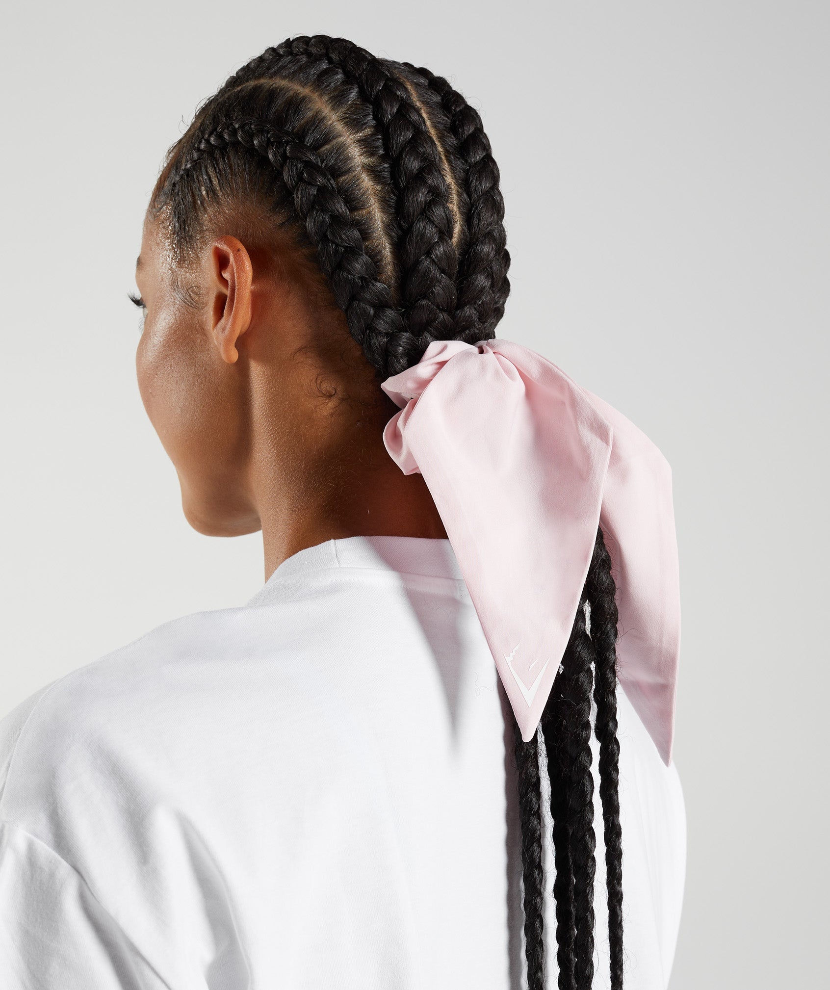 gymshark-bow-scrunchie-sweet-pink-aw22