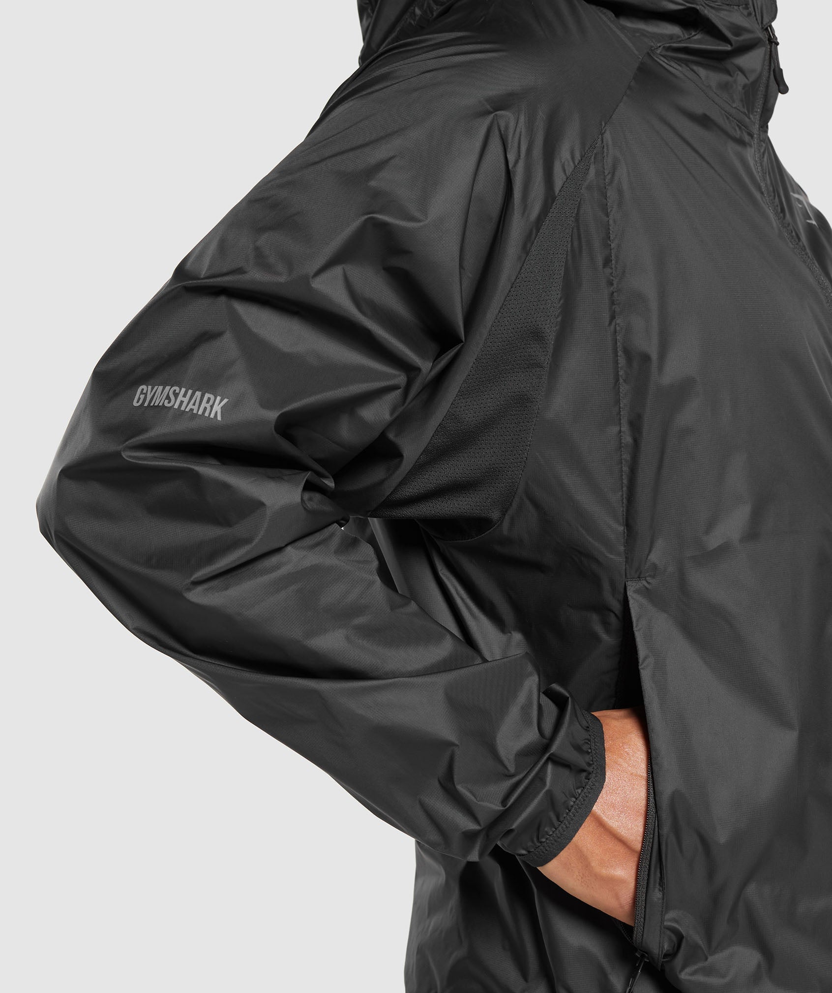 gymshark-bude-packaway-shell-black-ss24