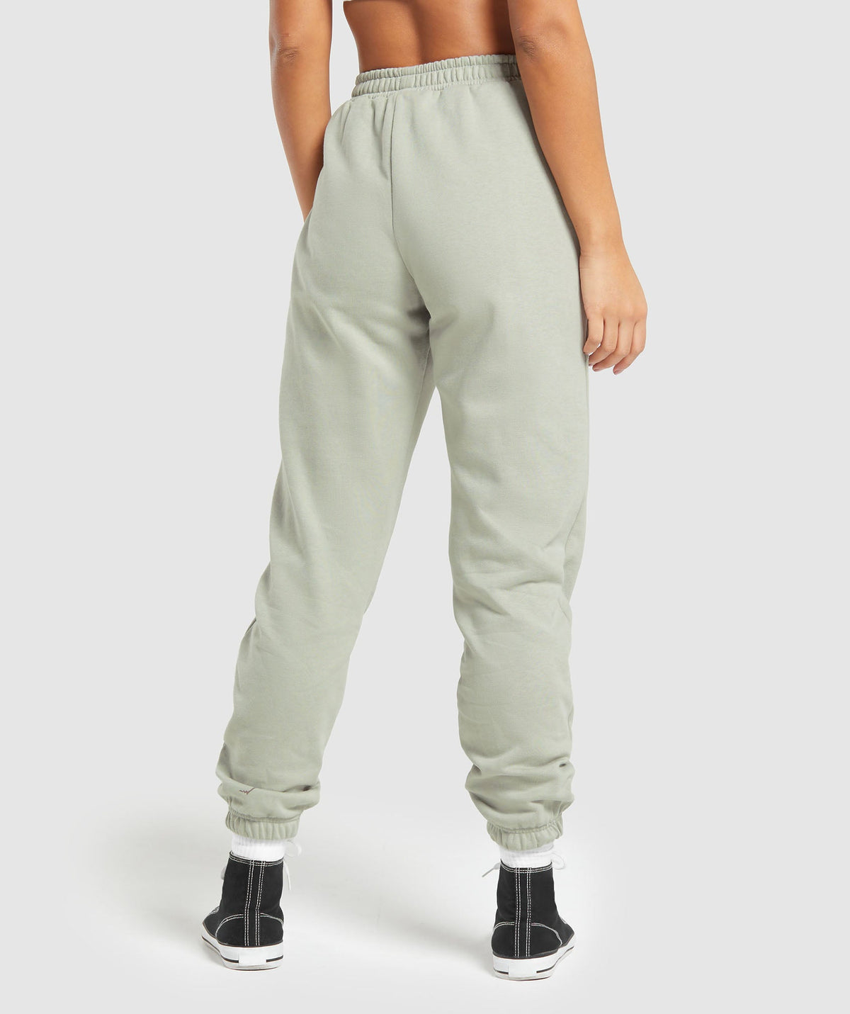 gymshark-built-graphic-joggers-stone-grey-aw23