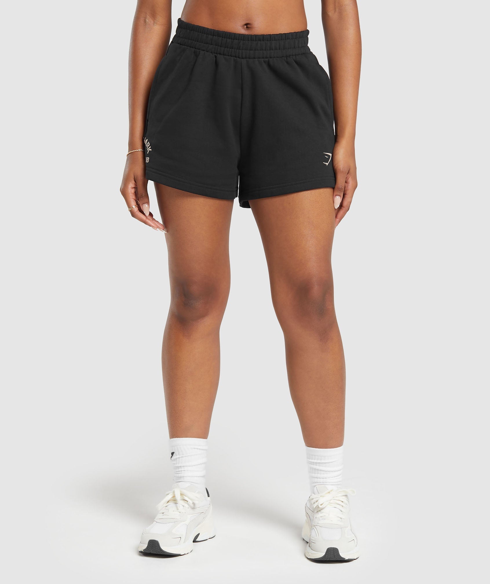 gymshark-built-graphic-shorts-black-aw23