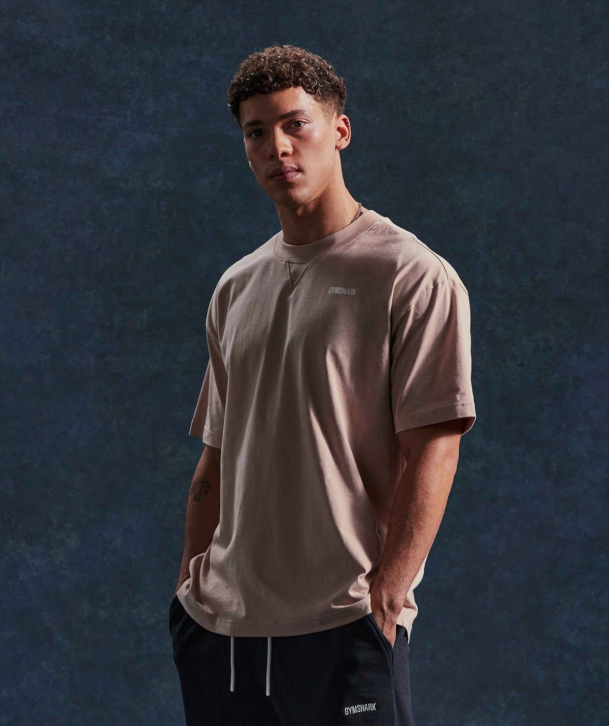 gymshark-rest-day-sweats-t-shirt-dusty-taupe-aw23