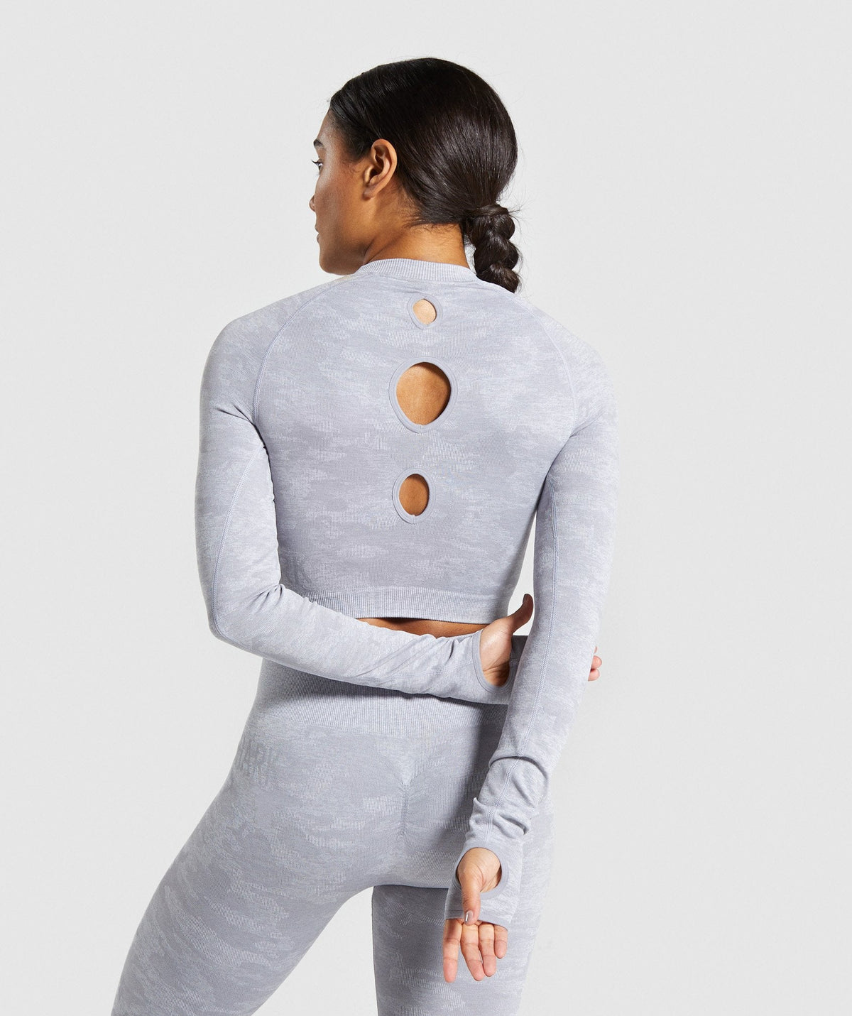 gymshark-camo-seamless-long-sleeve-crop-top-lilac