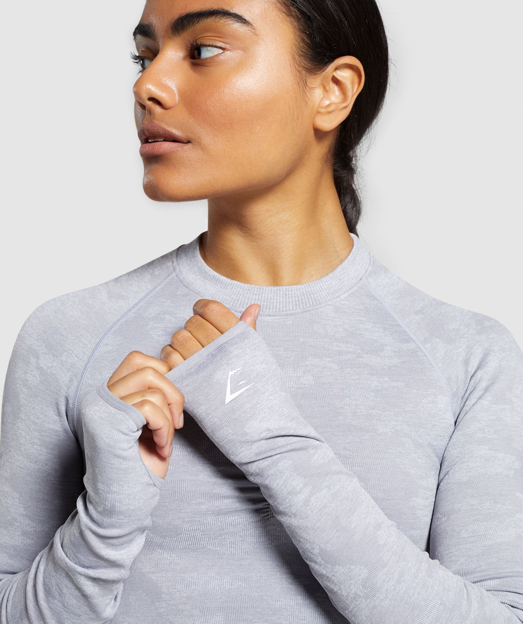 gymshark-camo-seamless-long-sleeve-crop-top-lilac