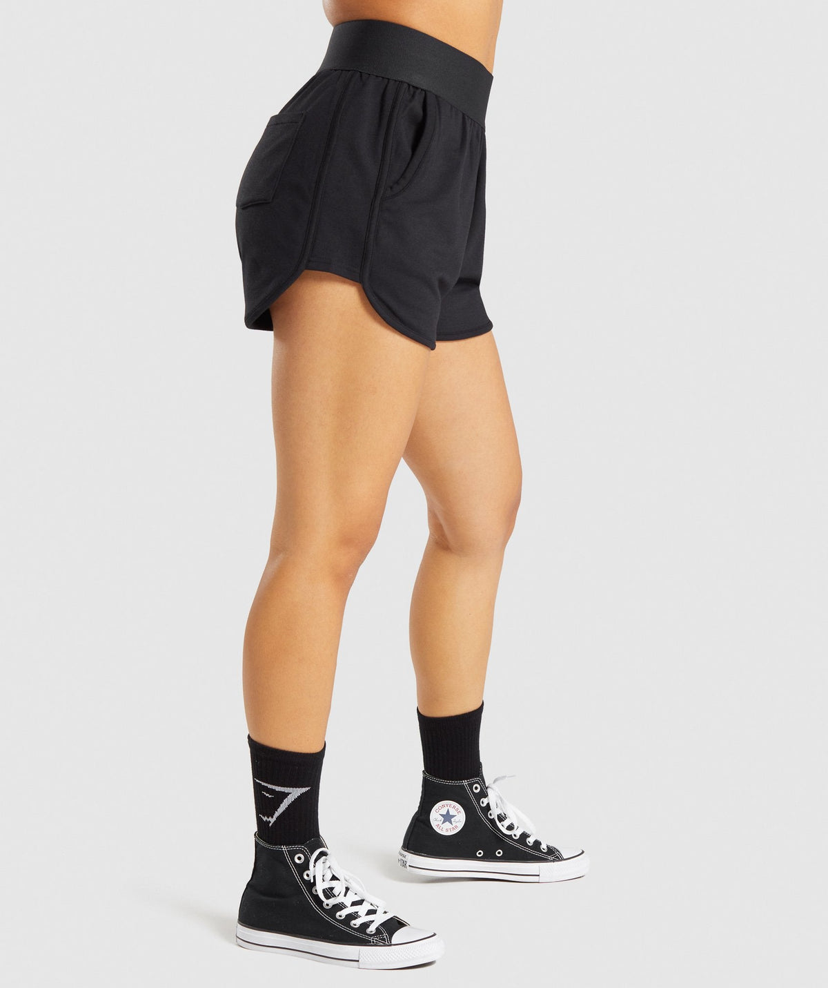 gymshark-chalk-shorts-black