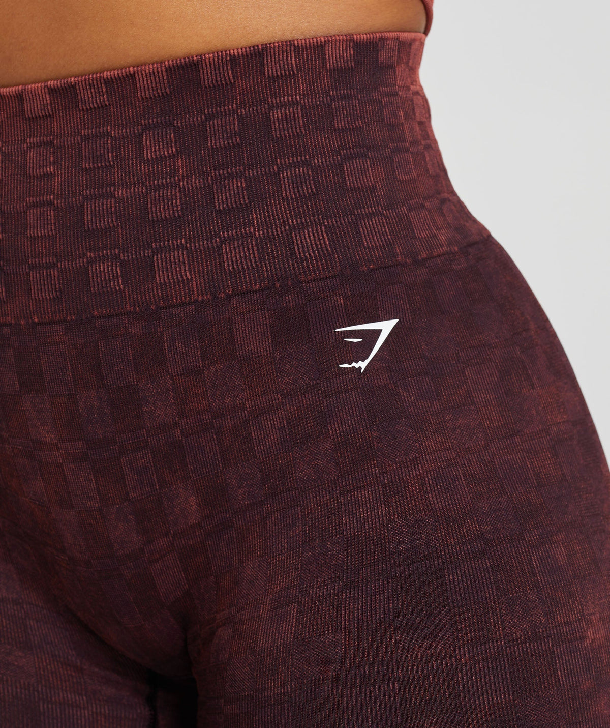 gymshark-check-seamless-washed-shorts-plum-brown-aw23