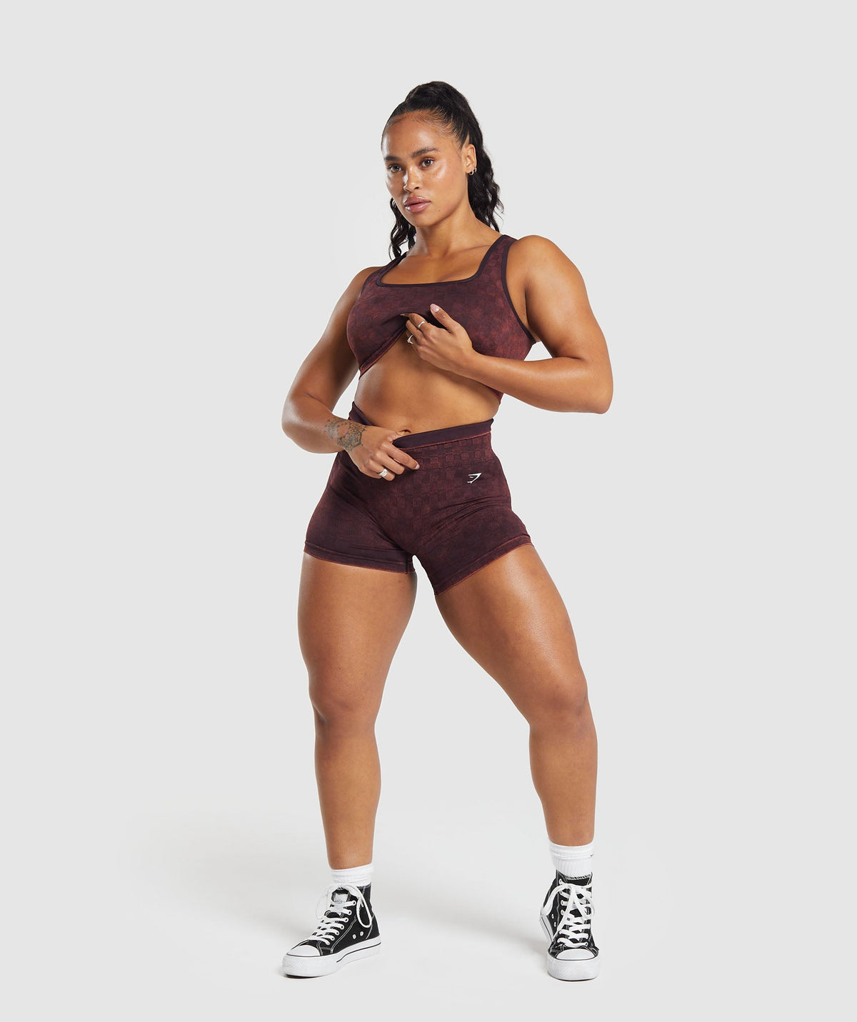 gymshark-check-seamless-washed-sports-bra-plum-brown-aw23