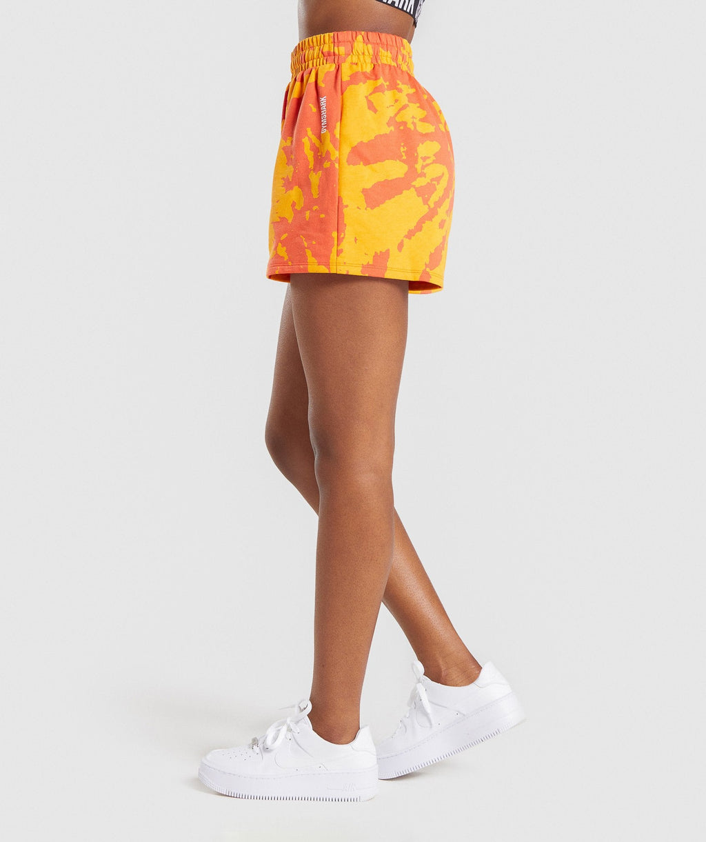 gymshark-colour-burst-shorts-orange-print