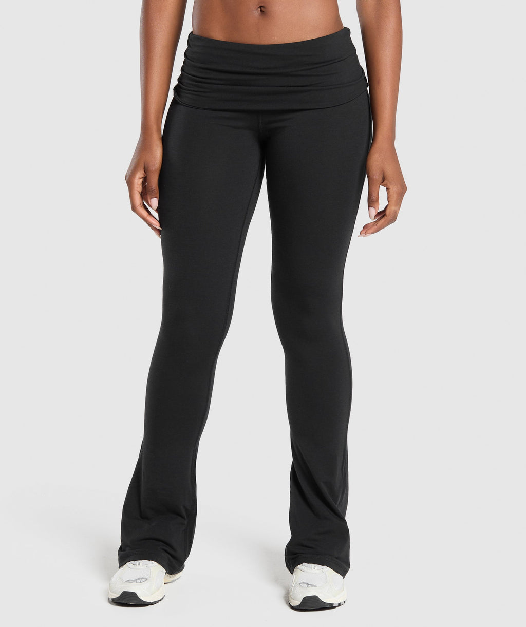 gymshark-foldover-flared-leggings-black-aw24