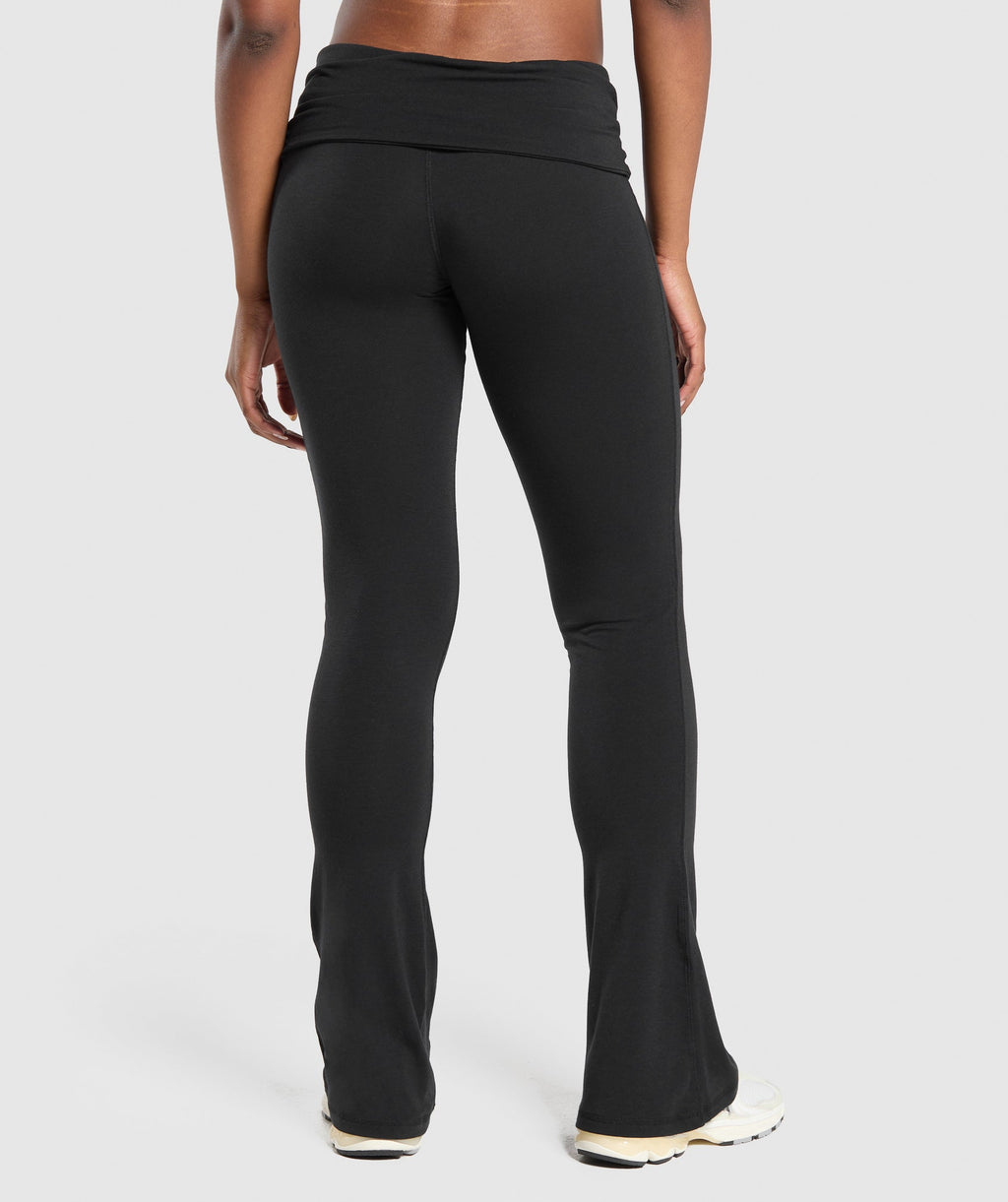 gymshark-foldover-flared-leggings-black-aw24