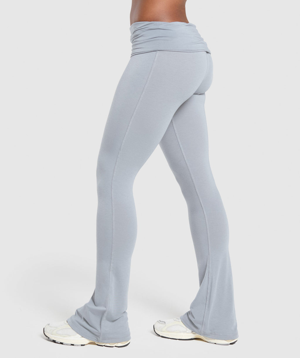 gymshark-foldover-flared-leggings-denim-grey-aw24