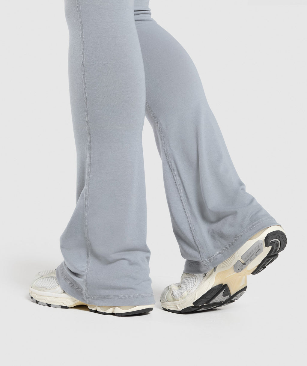 gymshark-foldover-flared-leggings-denim-grey-aw24