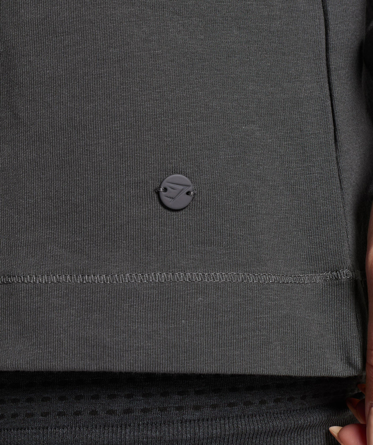 gymshark-cotton-oversized-long-sleeve-top-onyx-grey-ss23