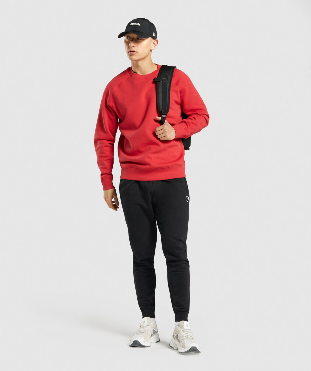 gymshark-crest-sweatshirt-volcanic-red