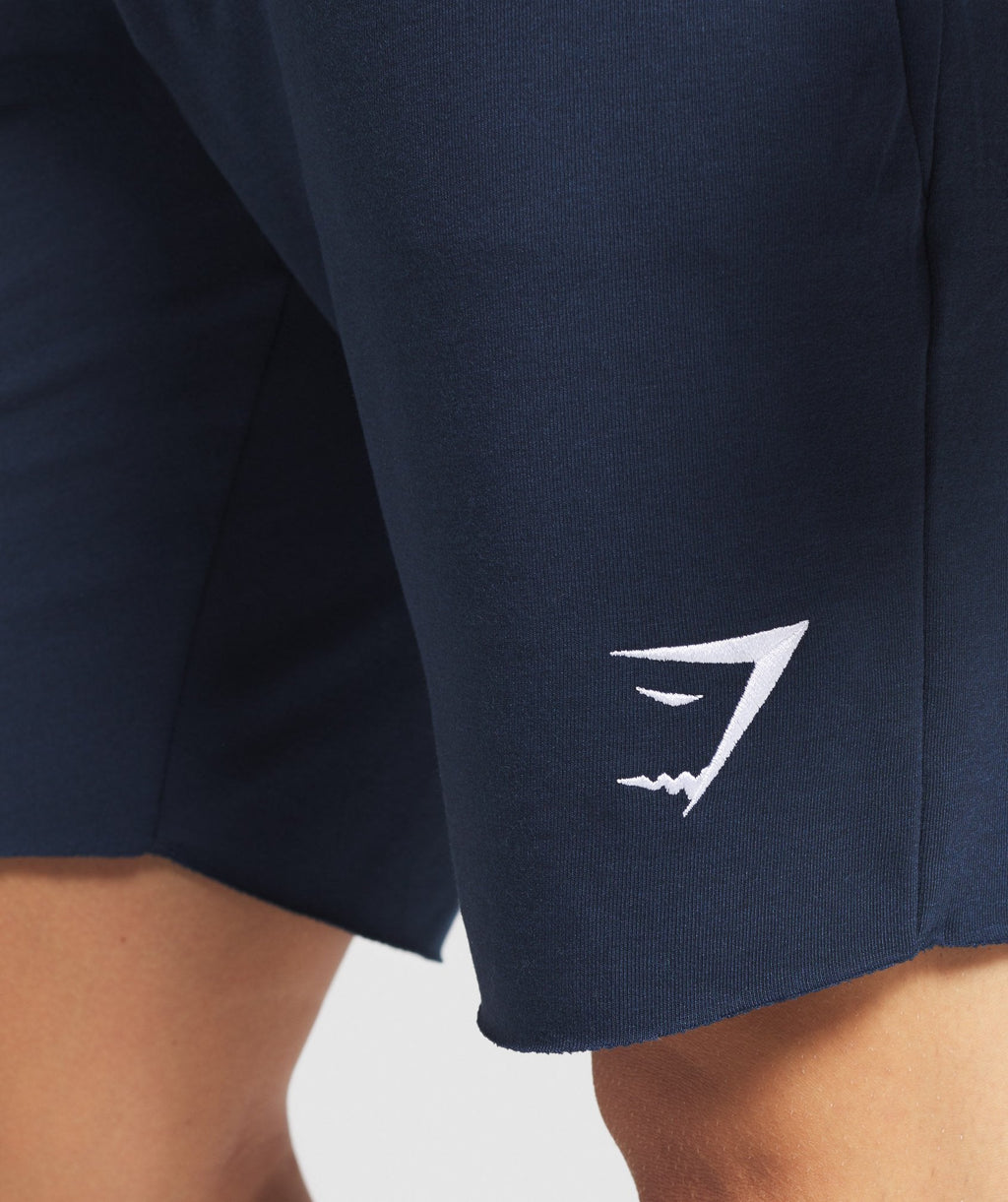 gymshark-critical-shorts-navy