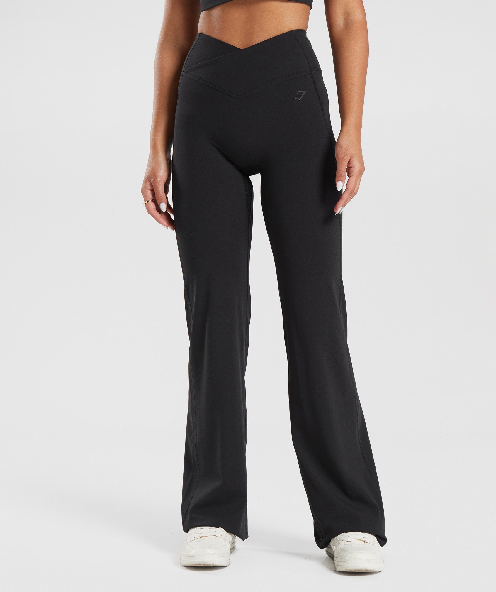 gymshark-crossover-tall-flared-leggings-black-aw23