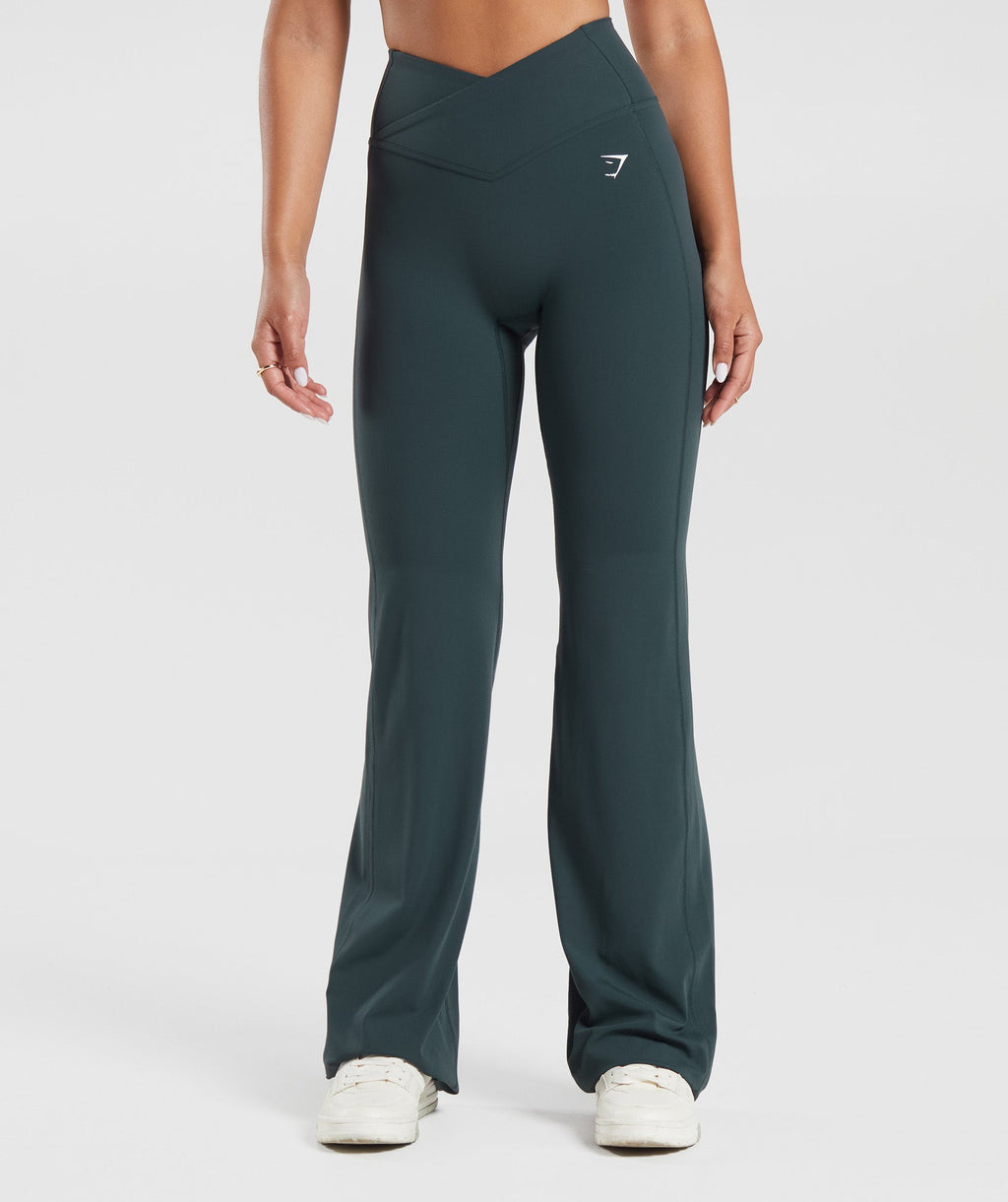 gymshark-crossover-tall-flared-leggings-darkest-teal-aw23