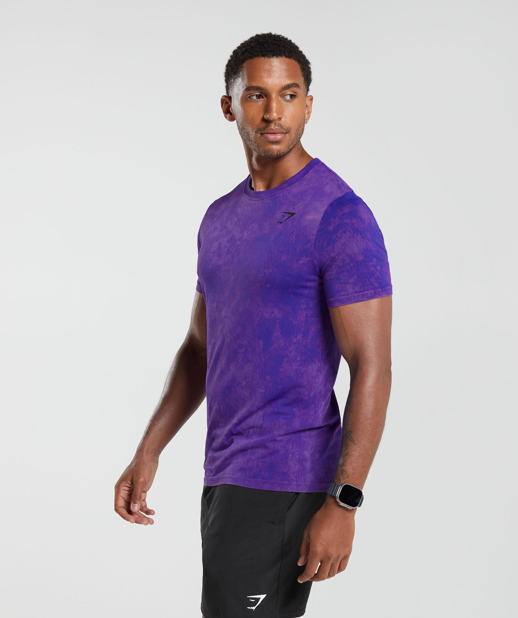 gymshark-washed-seamless-t-shirt-purple-aw23