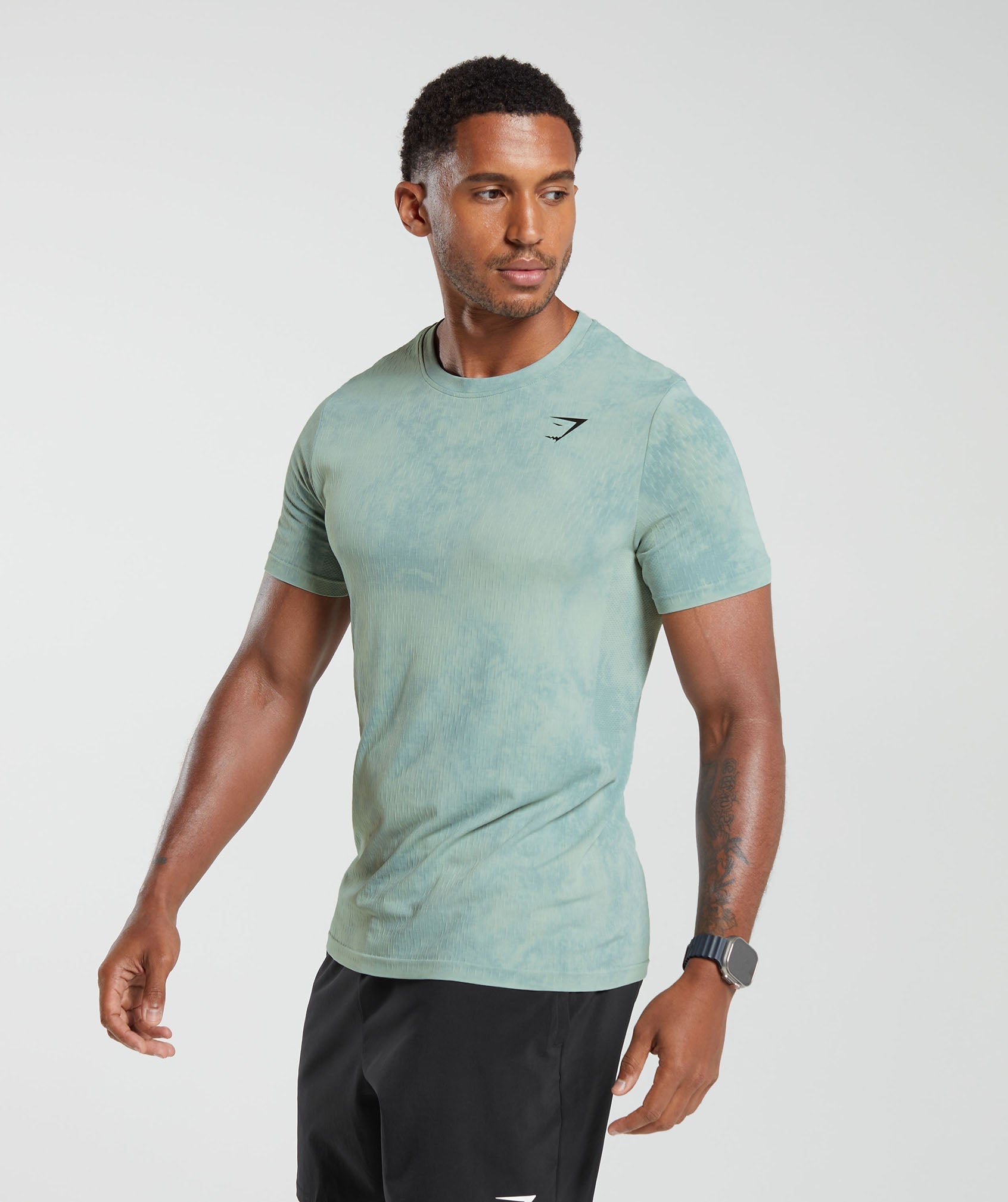 gymshark-washed-seamless-t-shirt-blue-aw23