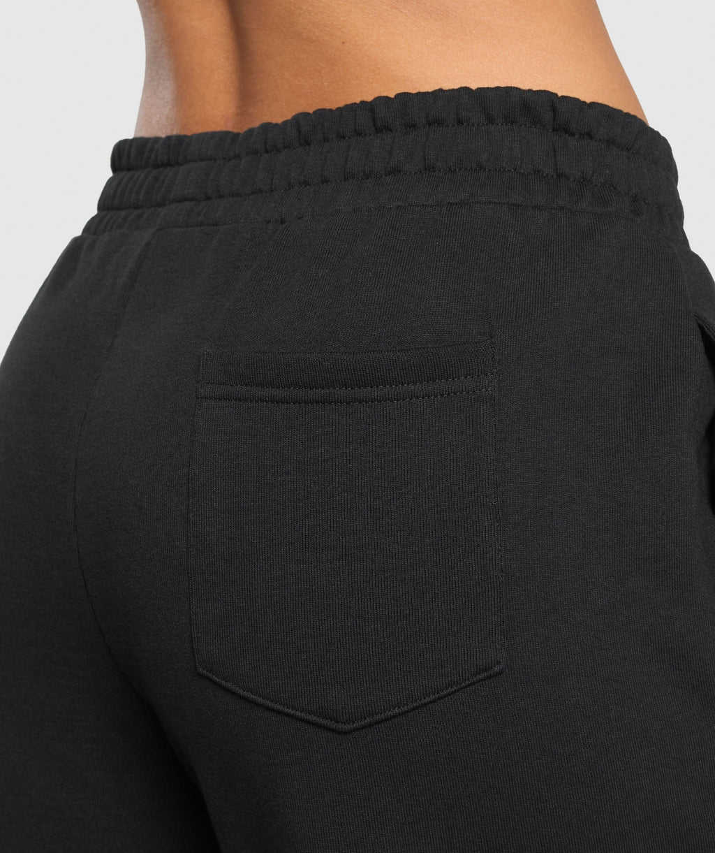 gymshark-campus-classics-graphic-joggers-black-ss25