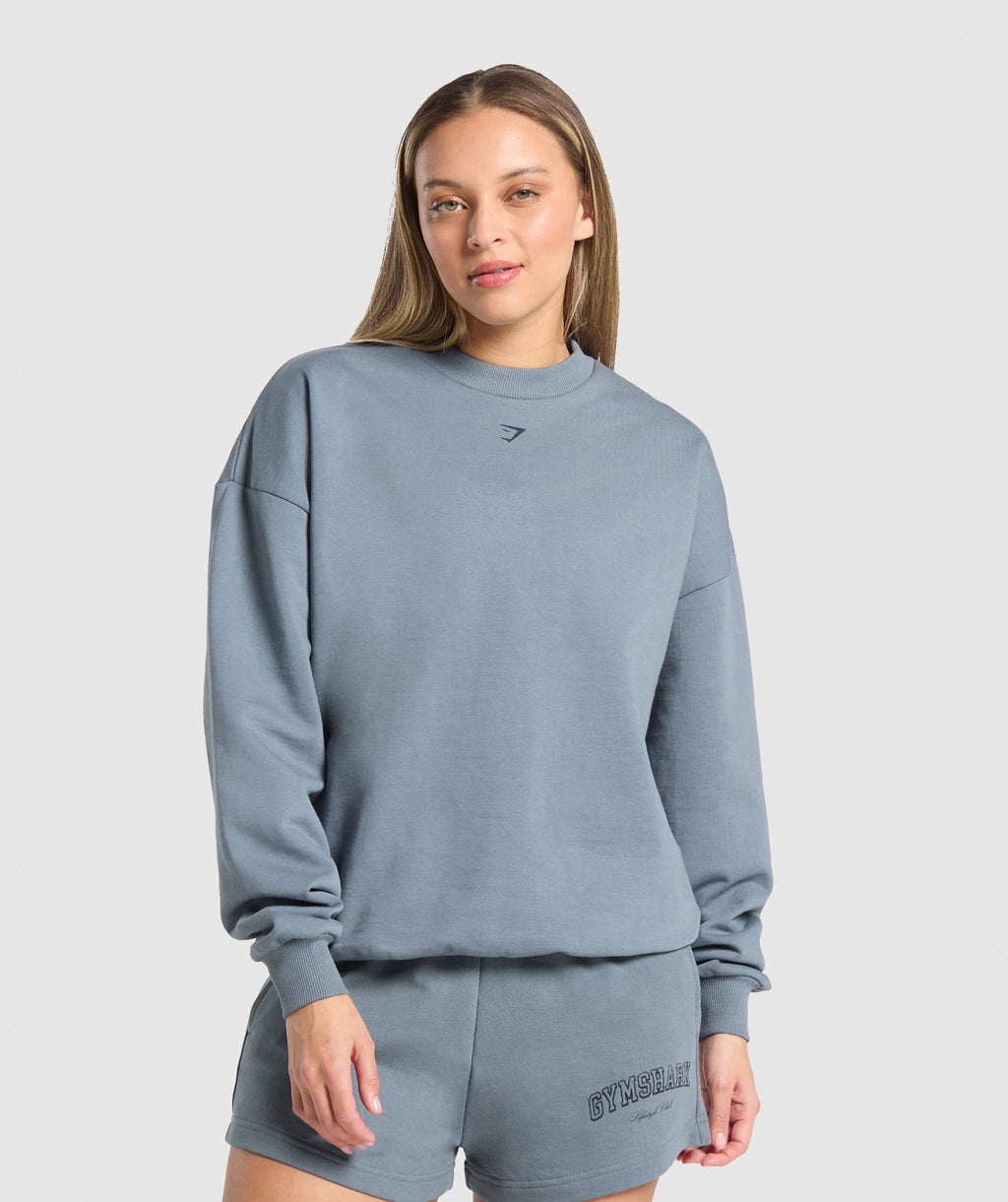gymshark-campus-classics-graphic-sweatshirt-iron-blue-ss25