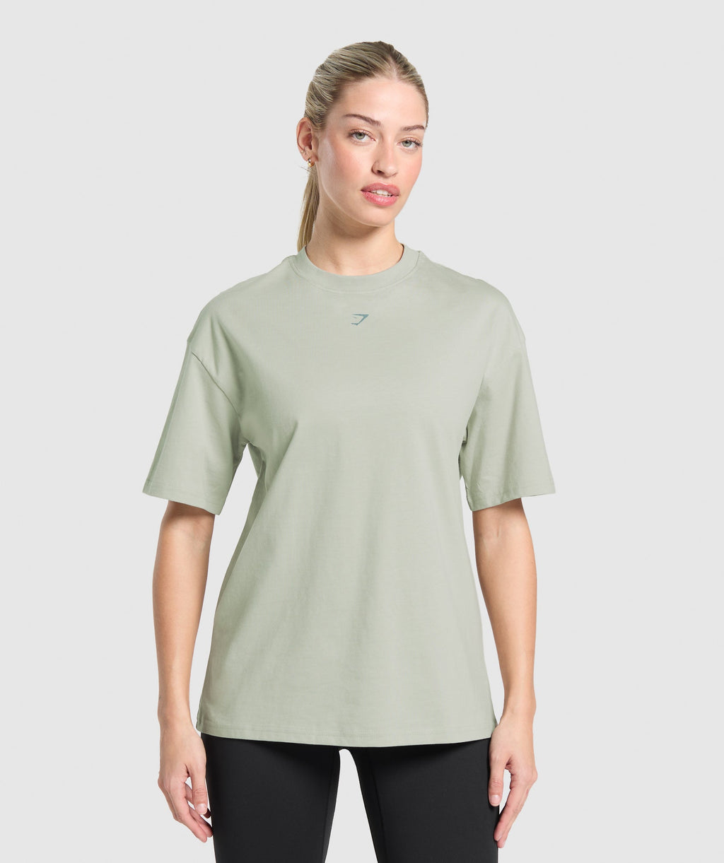 gymshark-campus-classics-graphic-t-shirt-stone-grey-ss25