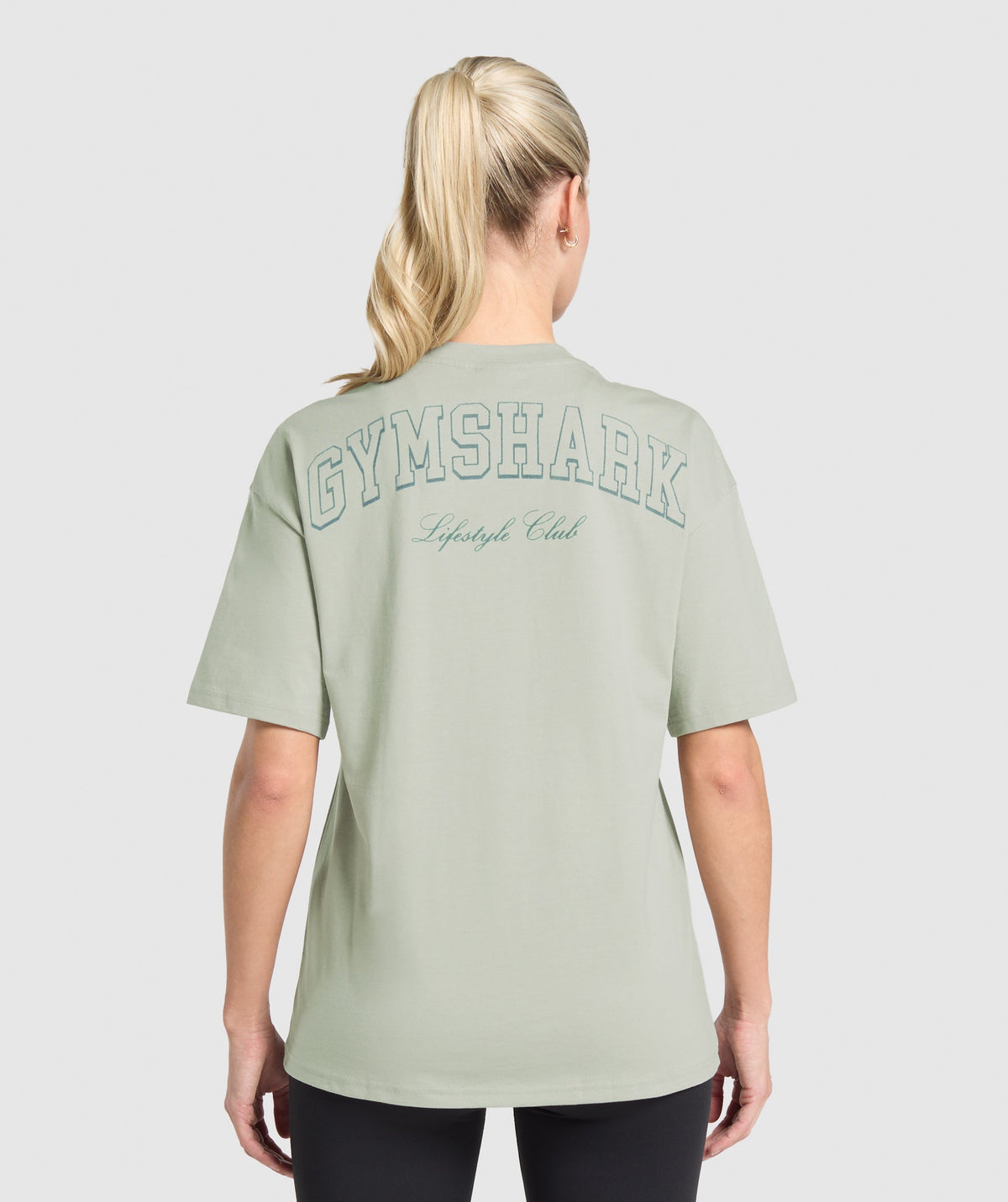 gymshark-campus-classics-graphic-t-shirt-stone-grey-ss25